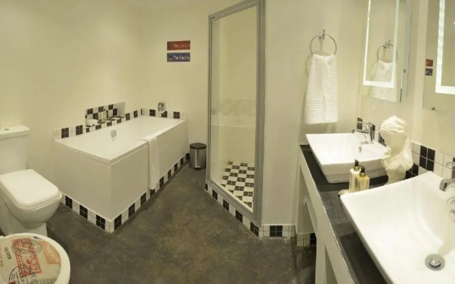Duke and Duchess Boutique Hotel