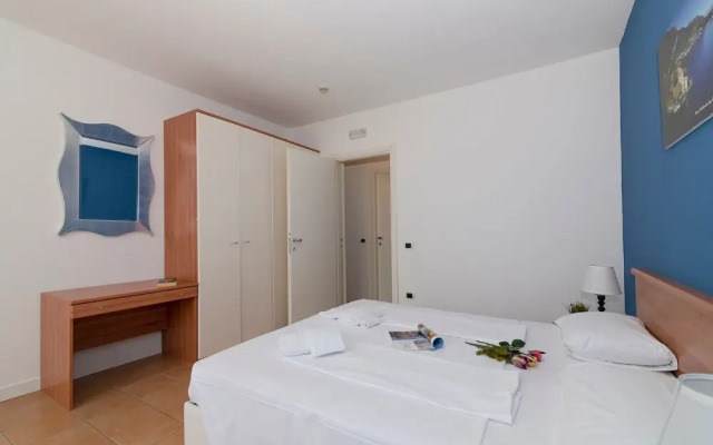 Porto Letizia T4