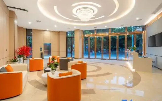 Lano Huajing Hotel