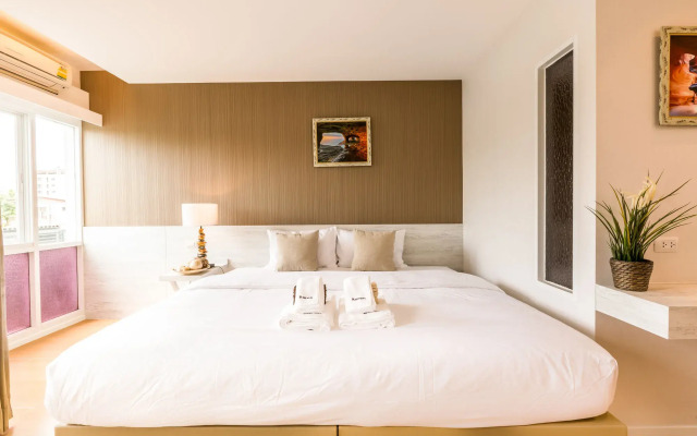 Baron Residence Bangkok