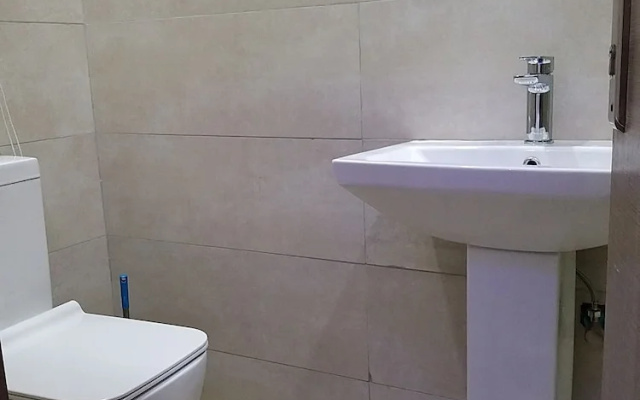 Mitos Luxury Suites -Bode Thomas