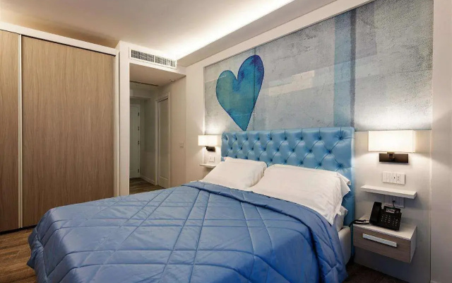 Petit Hotel