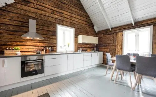 Hattvika Lodge