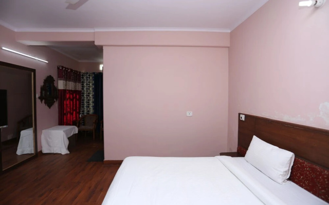OYO 11048 Home 5BHK Villa Bhumiyadhar Nainital