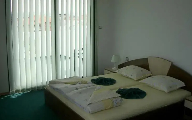 Hotel Levteri