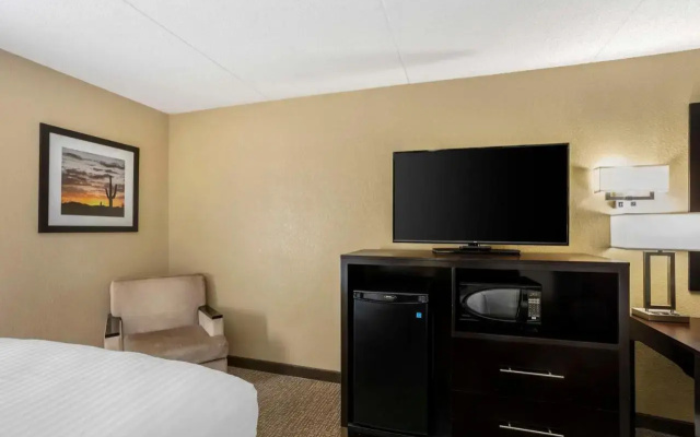 Best Western Harrisburg North