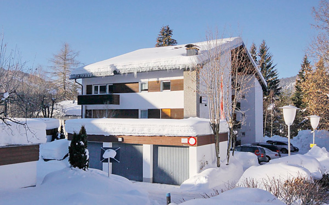 Am Birkenhain 13930