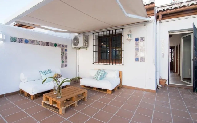 tuGuest Pool House Albaicin