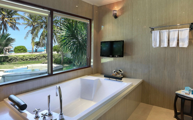 Novotel Lombok Resort and Villas