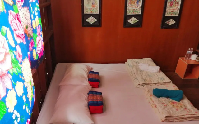 Chiangkhan Hotel