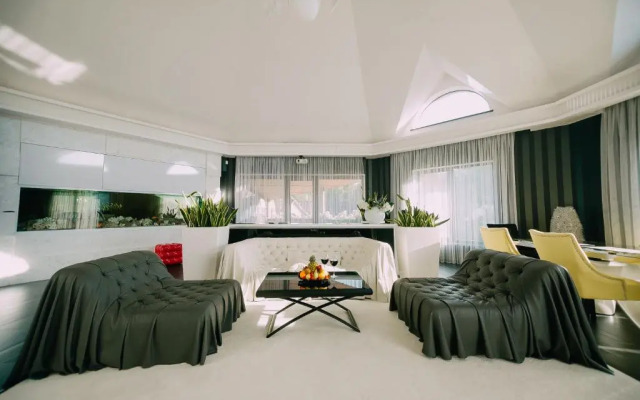 Hotel Complex Dacha