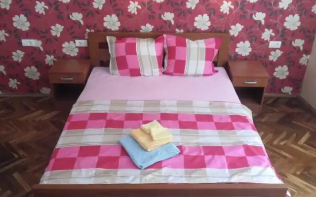 Bela Lađa Rooms