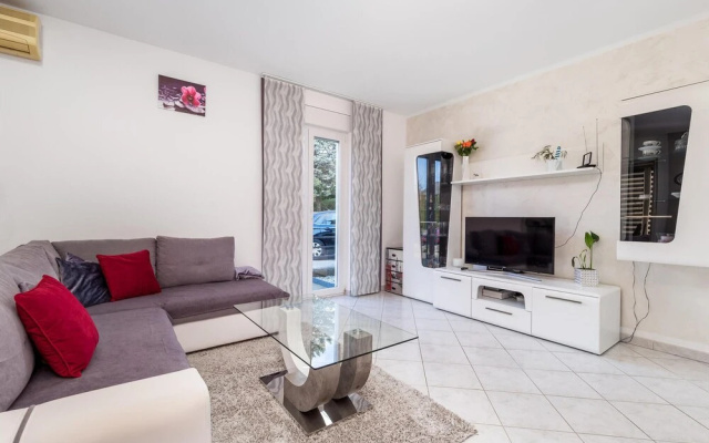 Nice Apartment in Kastav With Wifi and 2 Bedrooms