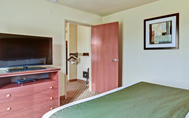 Cobblestone Inn & Suites - Rugby