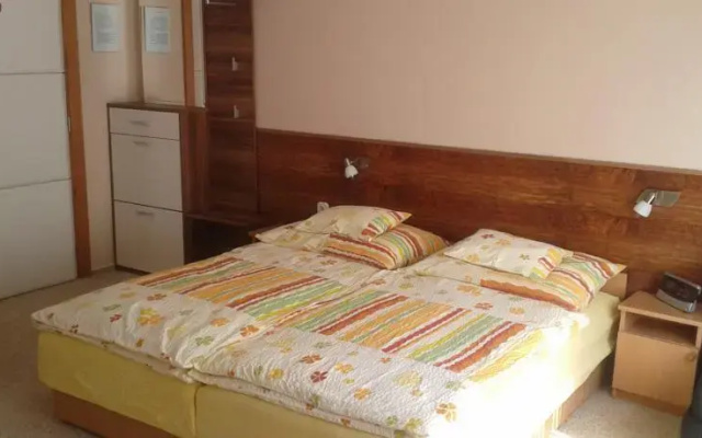 Janza Apartmanház