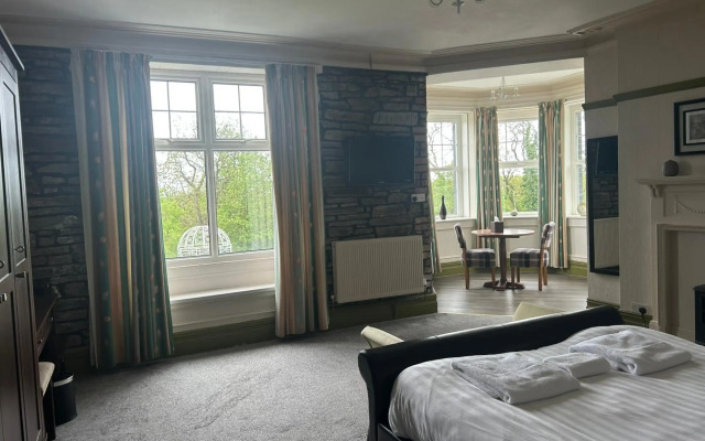 Broadway Country House