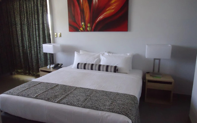 Bird of Paradise Hotel & Apartments