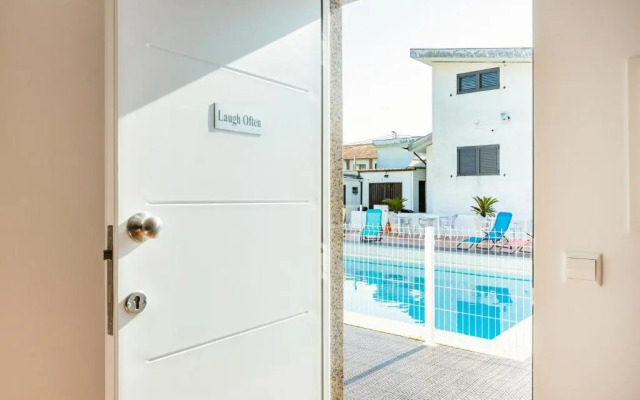 Live, Laugh, Love Beach Guest Home