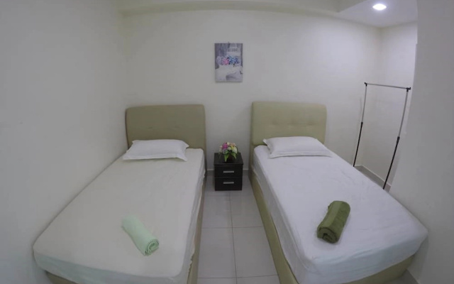 Maritime Suites by The Only Bnb