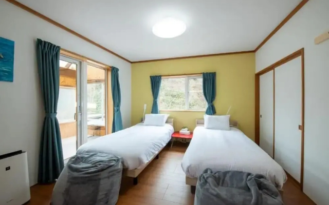 Lake Toya Terrace House