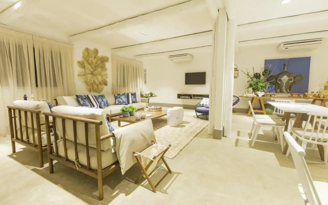 La Plage Hotel Boutique