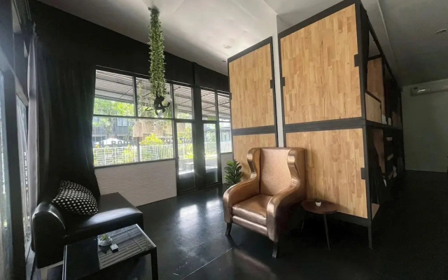 Lazy Lizard Hostel