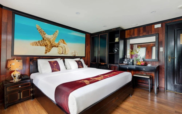 Halong Crown Cruise