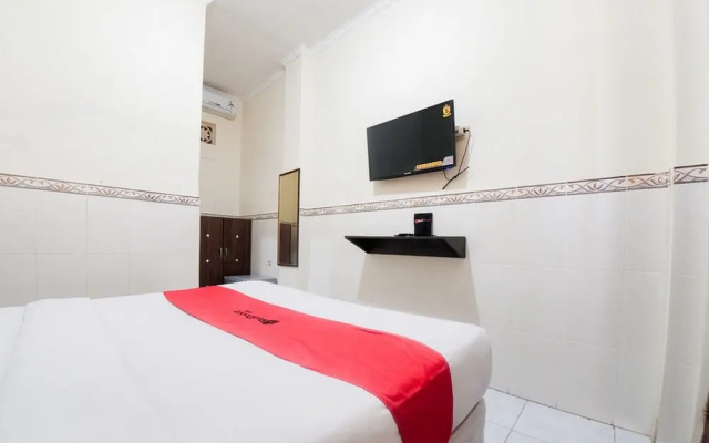 RedDoorz near Waterbom Kuta