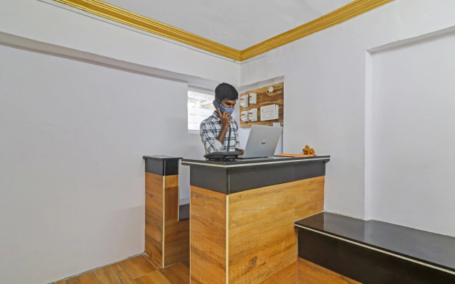 OYO 71930 V Guest Inn