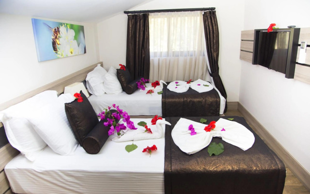 S3 Seahorse Beach Club & Hotel