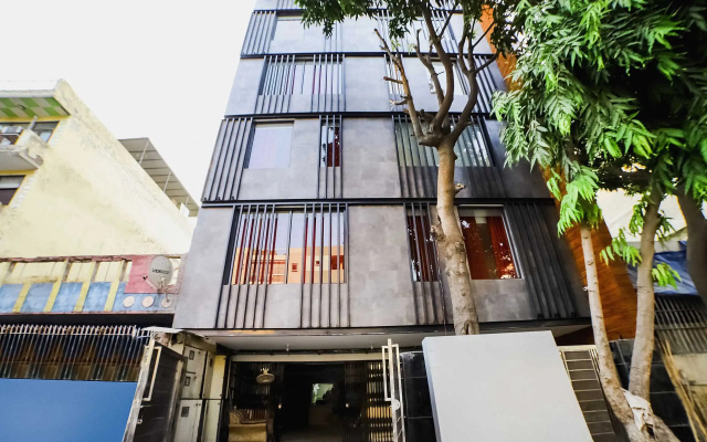 Hotel O Ashirwad home Near Pitampura