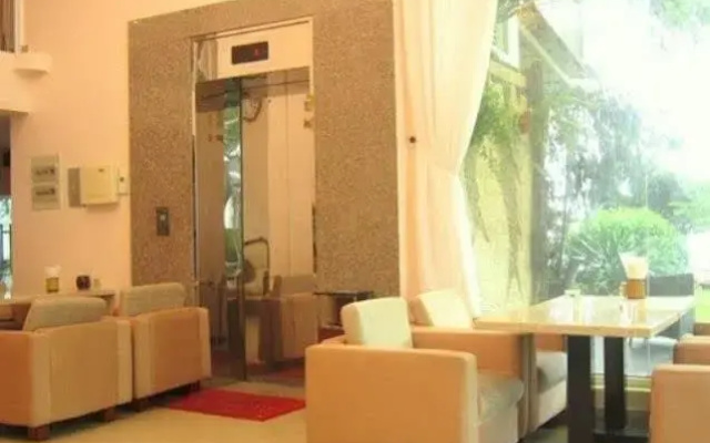 Lucky Star Hotel- Phu My Hung