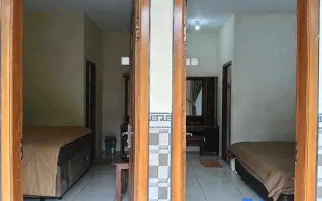 Homestay Dua Putri Bromo