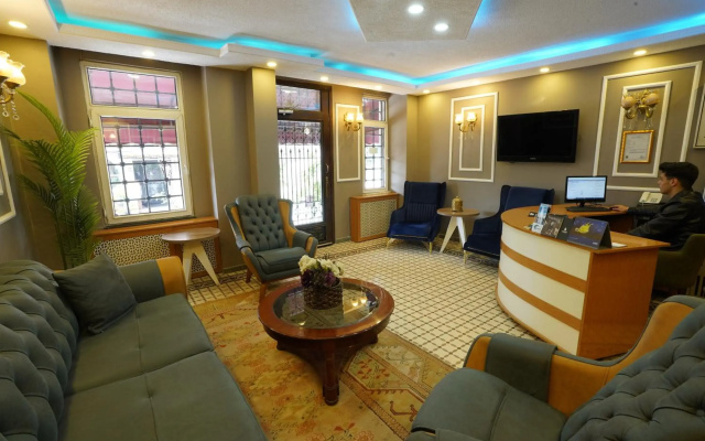 Golden Palace Hotel