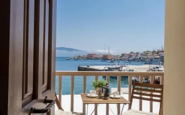 Spitakia Halki