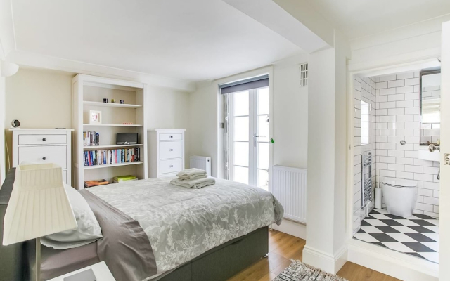 Lovely 1 Bedroom Home W/patio - 4 Guests!
