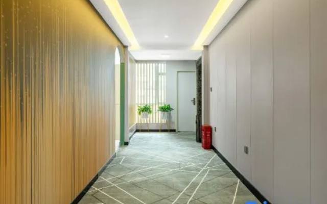 Zhengzhou Jinsha Express Hotel