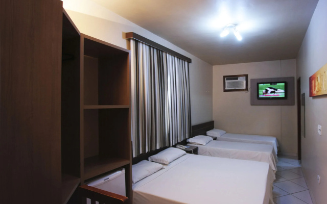 Villa Canoas Hotel