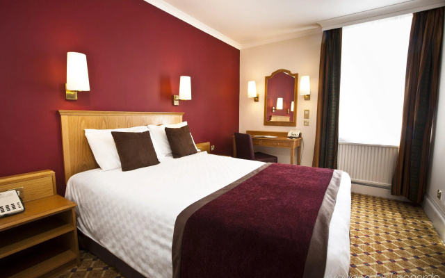 The County Hotel, Newcastle