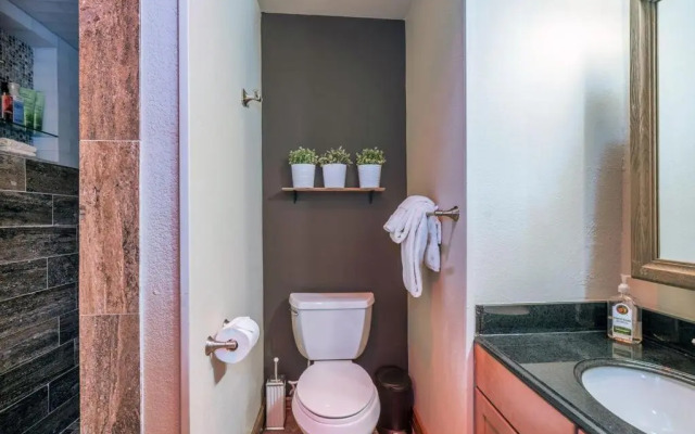 Lulu 6P - A Sophisticated Condo