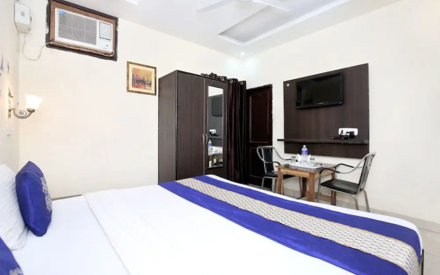OYO 3004 Hotel Star City