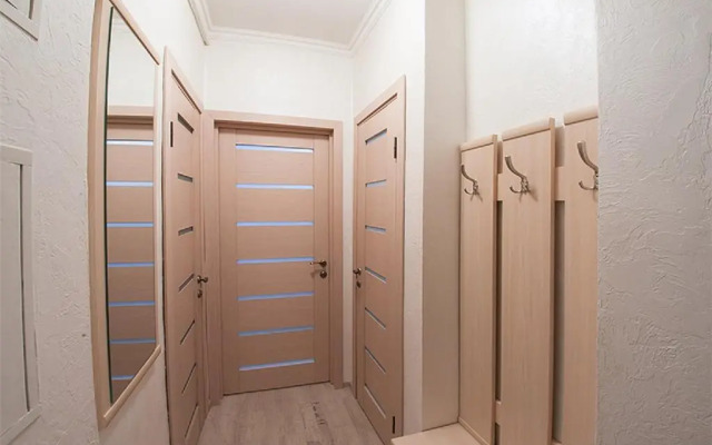 Apartment on Doroshenka 12