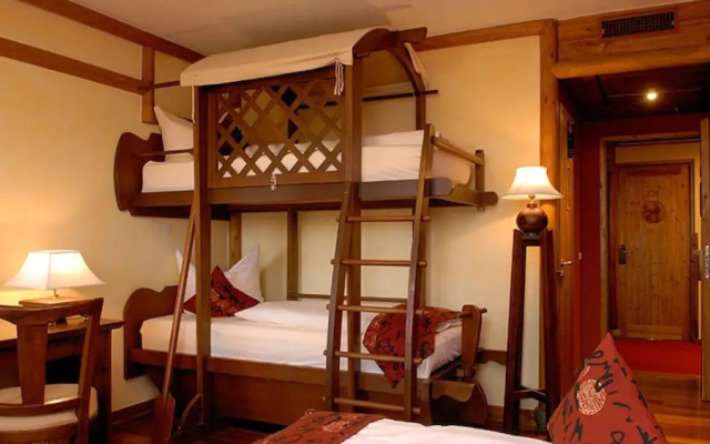 Hotel LING BAO