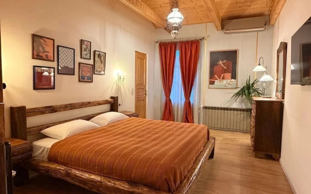 Hotel Commune 1889
