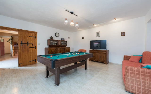 Villa Petrovi Dvori