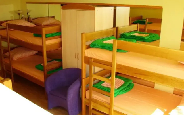 Hostel Canki