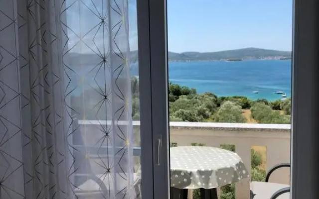 Apartments Delfini