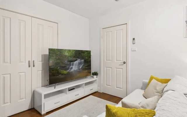 Ground Floor One-bed With Courtyard Access