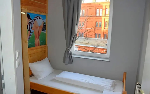 Alm Hostel