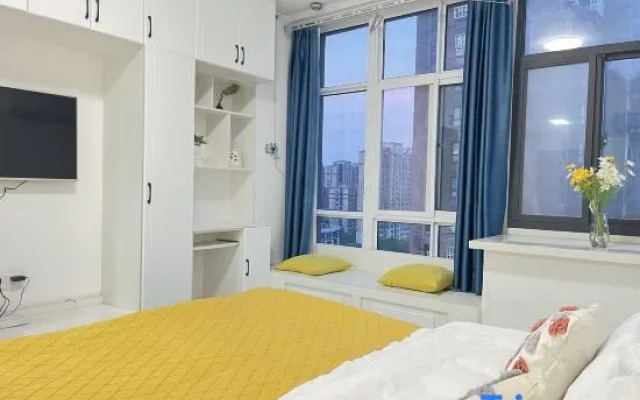 Yan Shusha Light Luxury Apartment (Haicheng Road Branch)